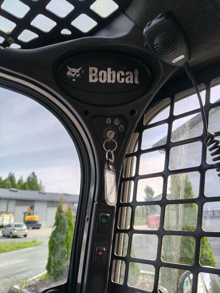 Bobcat S570 Liukuohjattu kuormaaja - Image 10