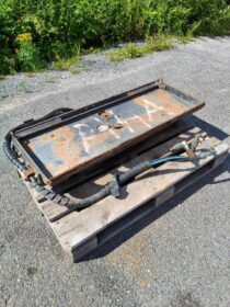Myydään Bobcat TILT-TACH (Käytetty)